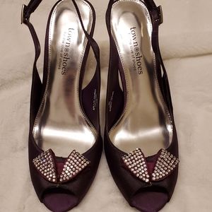 Town and shoes sandals